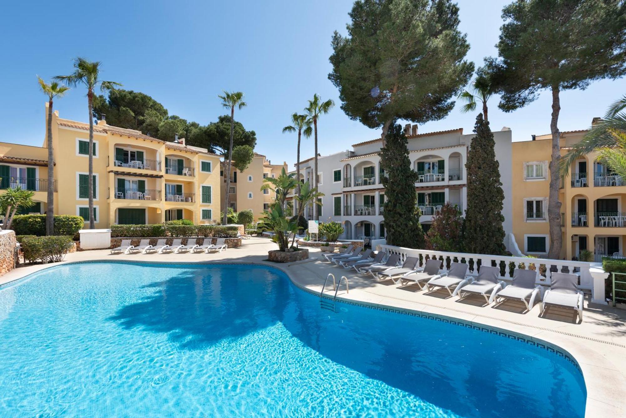 อพาร์ตโฮเต็ล โอนา กาลา ปี คลับ Aparthotel Cala Pi  ภายนอก รูปภาพ