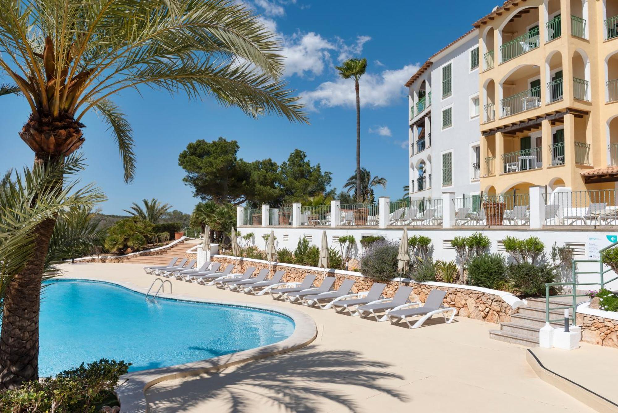 อพาร์ตโฮเต็ล โอนา กาลา ปี คลับ Aparthotel Cala Pi  ภายนอก รูปภาพ