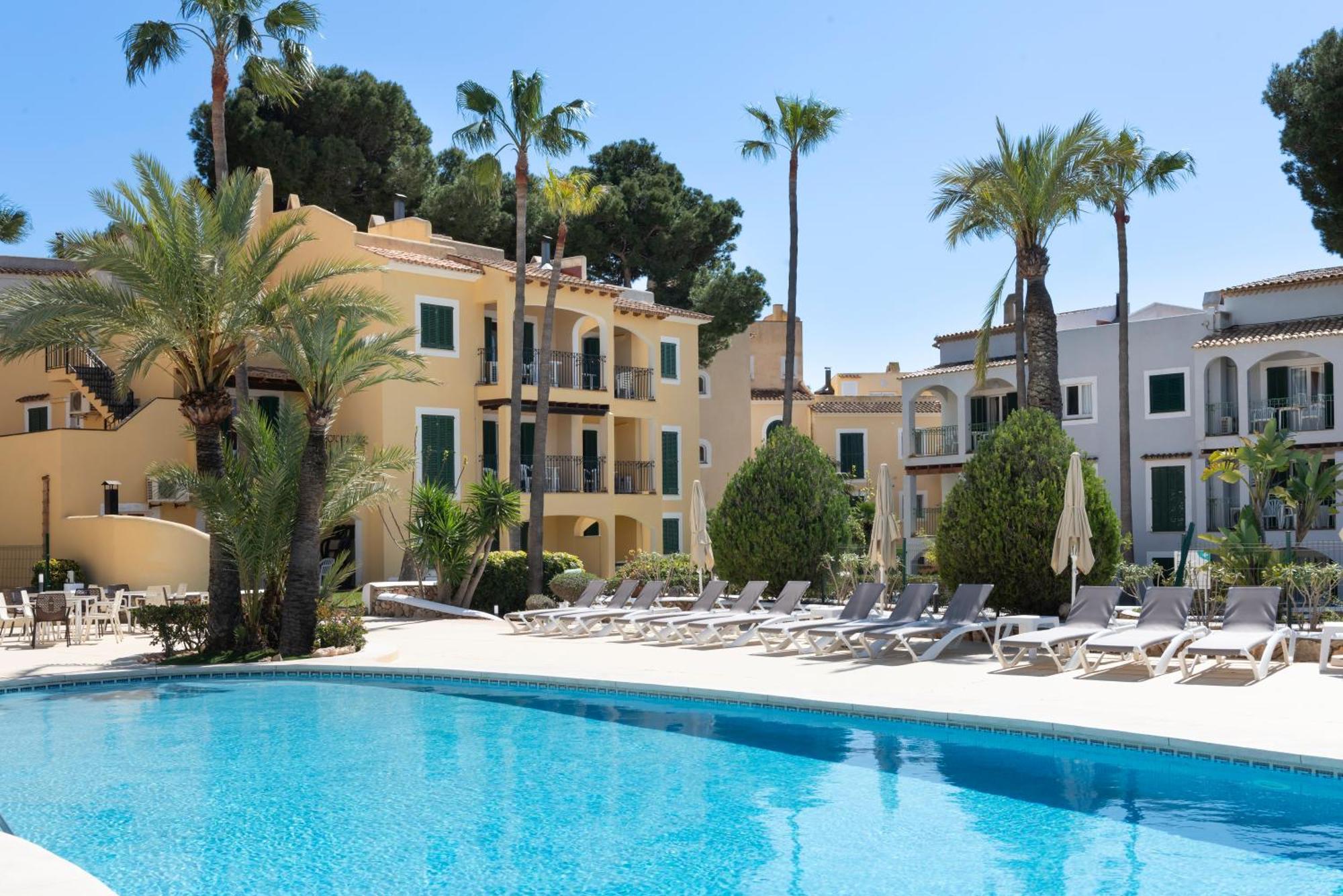 อพาร์ตโฮเต็ล โอนา กาลา ปี คลับ Aparthotel Cala Pi  ภายนอก รูปภาพ