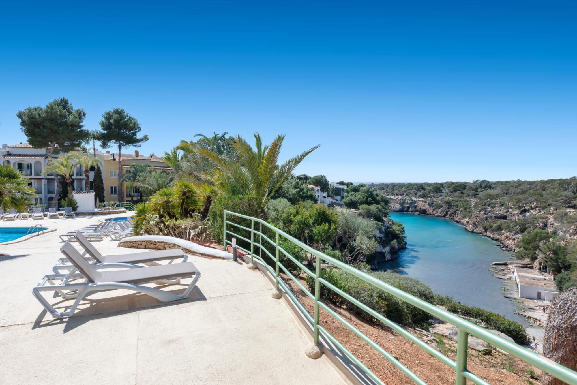 อพาร์ตโฮเต็ล โอนา กาลา ปี คลับ Aparthotel Cala Pi  ภายนอก รูปภาพ