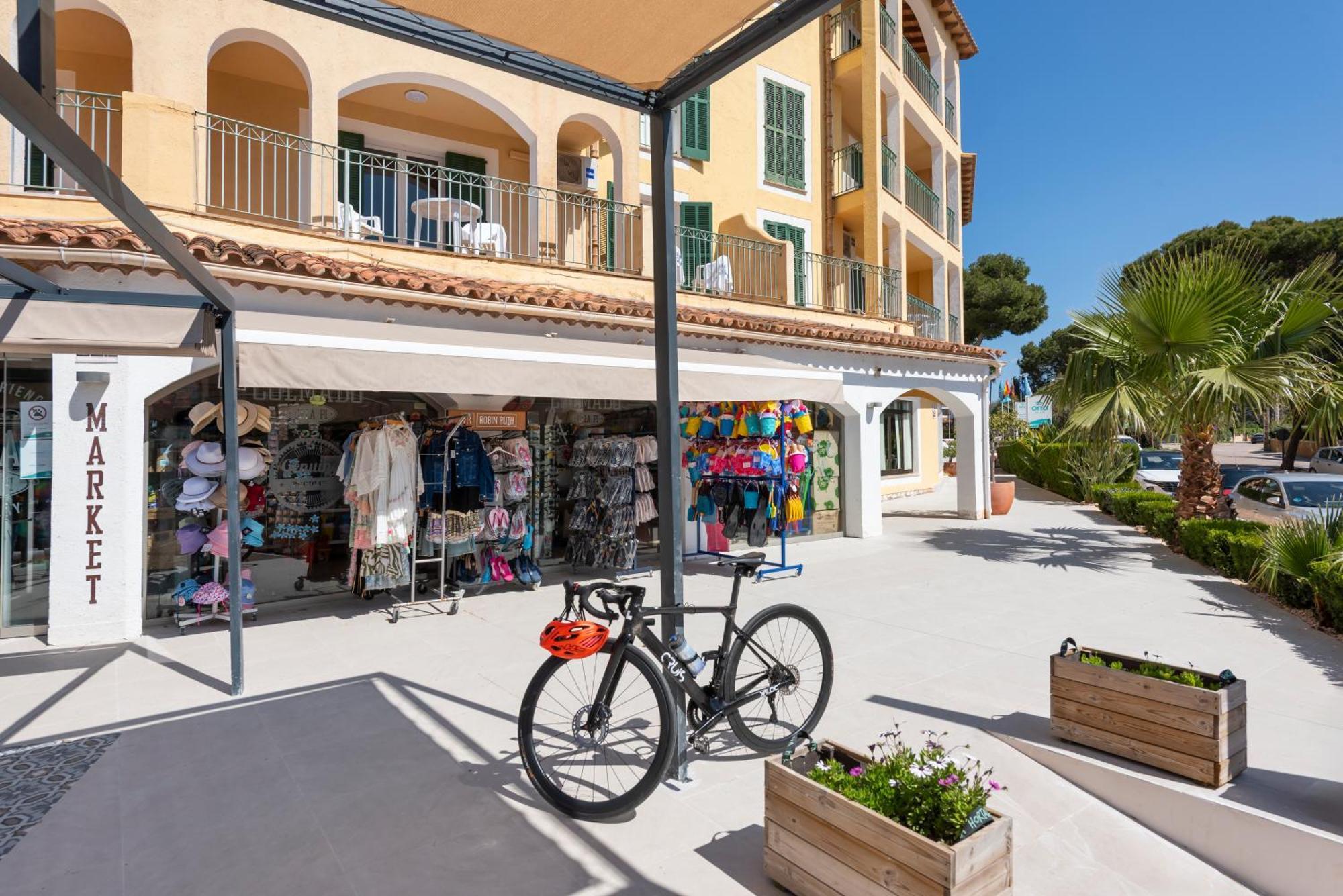 อพาร์ตโฮเต็ล โอนา กาลา ปี คลับ Aparthotel Cala Pi  ภายนอก รูปภาพ