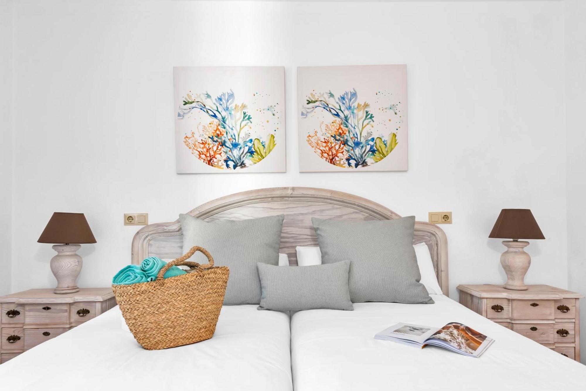 อพาร์ตโฮเต็ล โอนา กาลา ปี คลับ Aparthotel Cala Pi  ภายนอก รูปภาพ