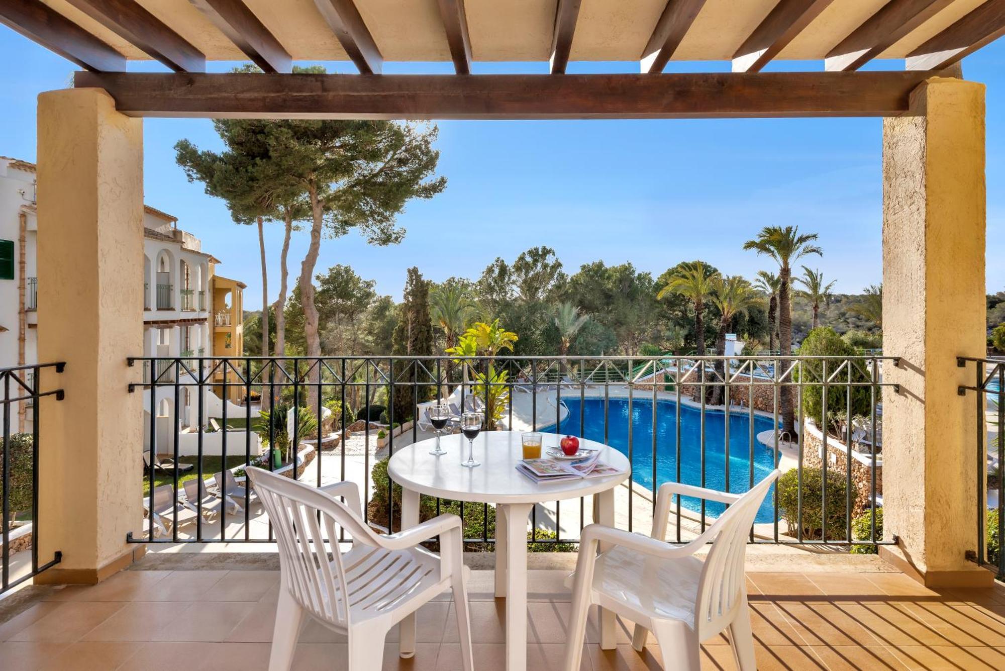 อพาร์ตโฮเต็ล โอนา กาลา ปี คลับ Aparthotel Cala Pi  ภายนอก รูปภาพ